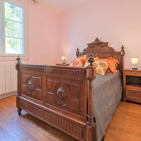 Holiday home Puy De Pinou