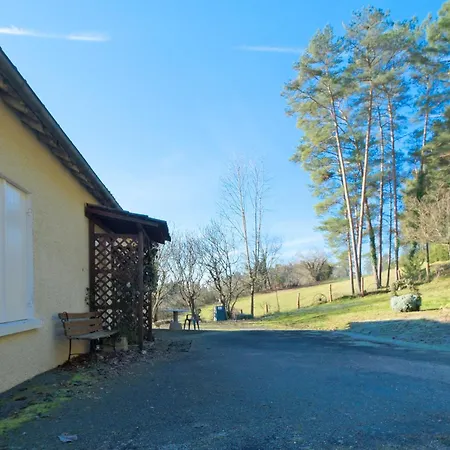 Puy De Pinou Holiday home Agonac